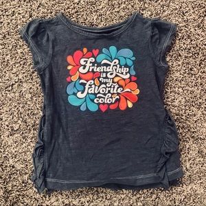 Cat and Jack girls t-shirt - 5T